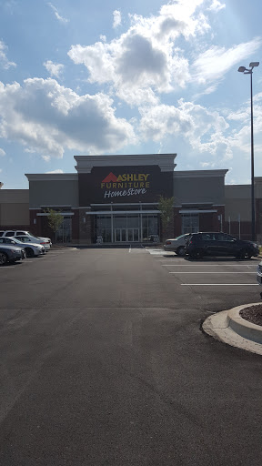 Ashley HomeStore, 1711 Ritchie Station Ct, Capitol Heights, MD 20743, USA, 