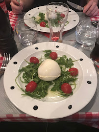 Plats et boissons du Restaurant italien Trattoria dell'isola sarda à Paris - n°3