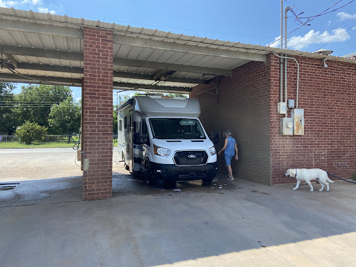 Cliff Drive Car Wash en Graham