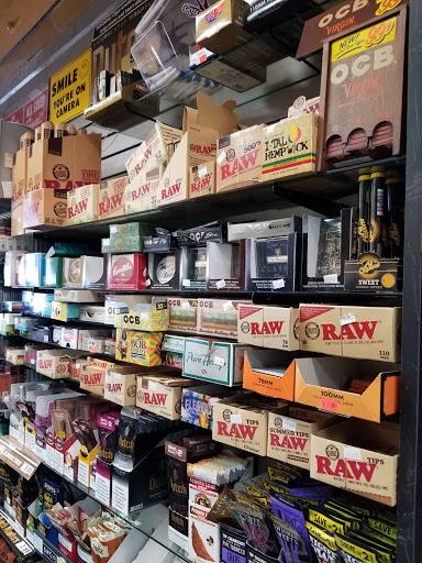 Gift Shop «Stay fly smoke shop», reviews and photos, 2645 El Camino Ave, Sacramento, CA 95821, USA