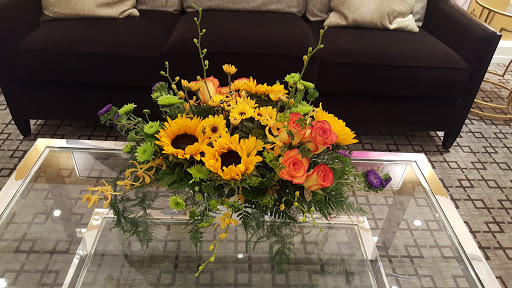 Florist «Glenview Florist / Flower Shop», reviews and photos, 1813 Waukegan Rd, Glenview, IL 60025, USA