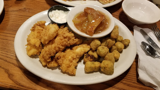 American Restaurant «Cracker Barrel Old Country Store», reviews and photos, 350 W 120th Ave, Northglenn, CO 80234, USA