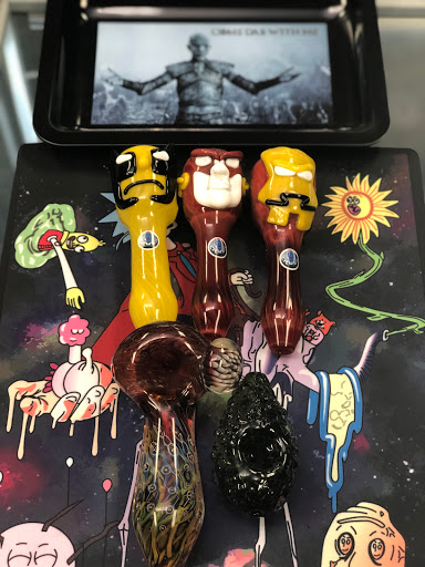 Tobacco Shop «Puffs Smoke Shop», reviews and photos, 9458 Whittier Blvd, Pico Rivera, CA 90660, USA