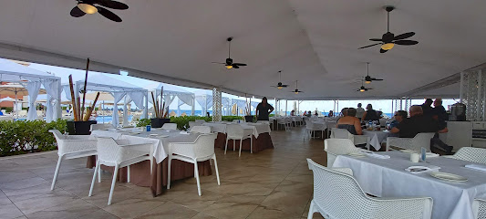 Los Corales Pool & Rodizio Restaurant - Solidaridad, Carretera Federal Chetumal- Benito Juarez Km. 250, 77760 Akumal, Q.R., Mexico