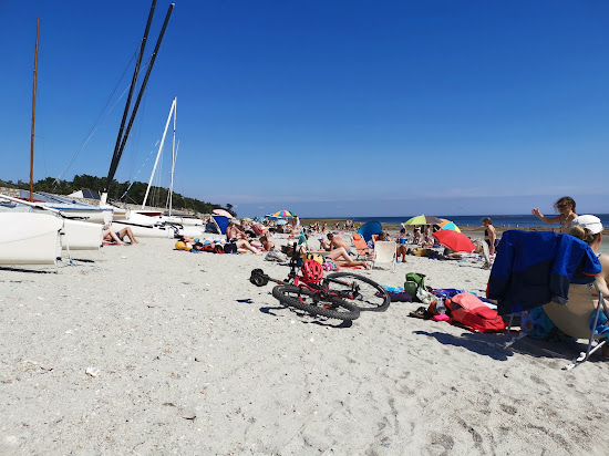 Plage De Roaliguen