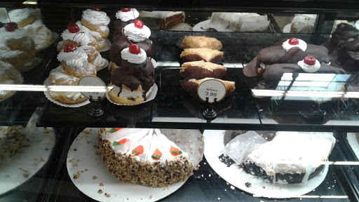 Supermarket «Hy-Vee», reviews and photos, 1403 N Veterans Pkwy, Bloomington, IL 61704, USA