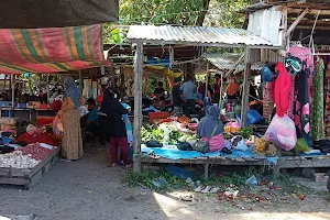Pasar Mamboro image