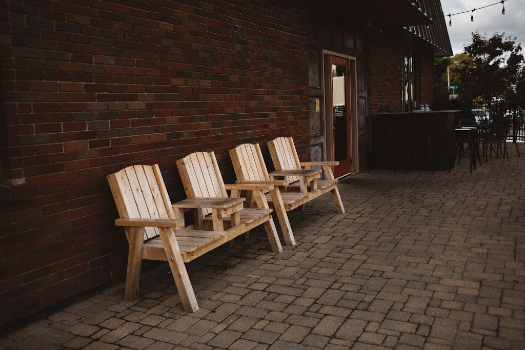 Woodman's Brew Pub 04473