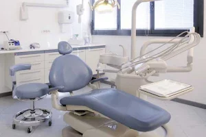 Studio dentistico Massimo Rossi Dental & Wellness image