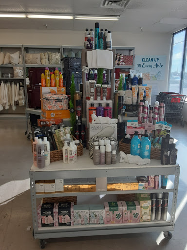 Home Goods Store «Tuesday Morning», reviews and photos, 6808 Huebner Rd, San Antonio, TX 78238, USA