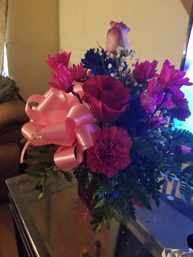 Florist «Minnesota Florist», reviews and photos, 4181 Minnesota Ave NE, Washington, DC 20019, USA