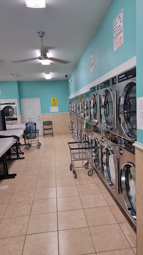 Laundromat «Bluewater Laundromat», reviews and photos, 104 W Corral St, South Padre Island, TX 78597, USA