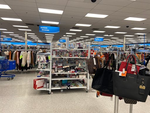 Clothing Store «Ross Dress for Less», reviews and photos, 2113 W Lincoln St, Harlingen, TX 78552, USA