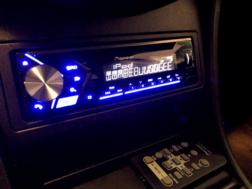 Car Alarm Supplier «Expert Electronics», reviews and photos, 2231 N Humboldt Ave, Milwaukee, WI 53212, USA