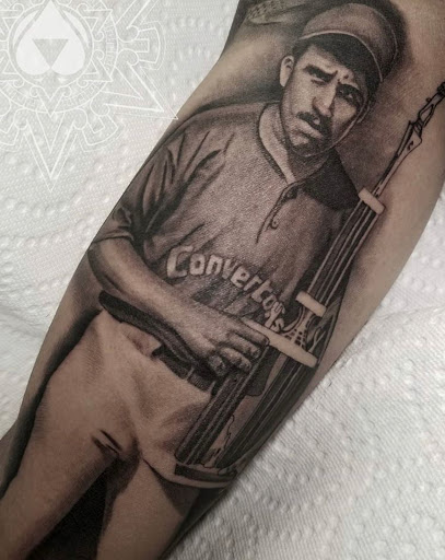 Explore eyebrow tattoo ideas, creative tattoo ideas in San Antonio, available at Firme Copias Tattoo Studio