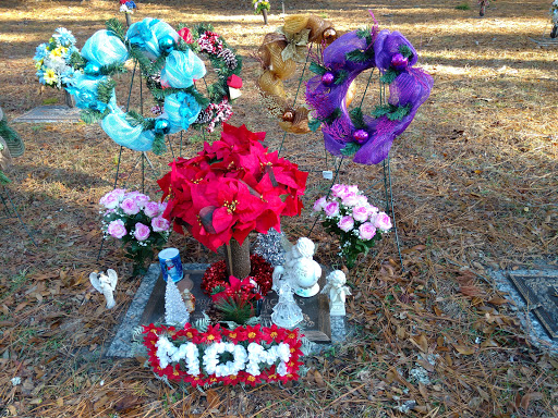 Cemetery «Oleander Memorial Gardens», reviews and photos, 306 Bradley Dr, Wilmington, NC 28409, USA