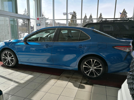 Toyota Dealer «Oakbrook Toyota», reviews and photos, 550 E Ogden Ave, Westmont, IL 60559, USA