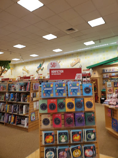 Book Store «Barnes & Noble», reviews and photos, 112 Eisenhower Pkwy, Livingston, NJ 07039, USA