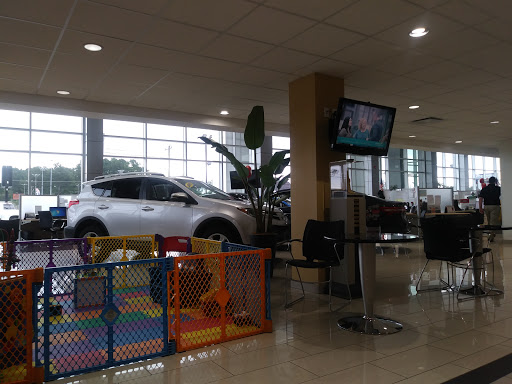 Toyota Dealer «Pohanka Toyota Of Salisbury», reviews and photos, 2010 N Salisbury Blvd, Salisbury, MD 21801, USA