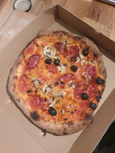 Reviews of Del Vecchio's Pizza in Bristol - Pizza