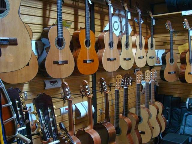 Opiniones de Guitarras Mesko en La Unión - Tienda de instrumentos musicales