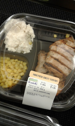 Shopping Mall «Lafayette Crossing», reviews and photos, 35 Lafayette Rd, North Hampton, NH 03862, USA