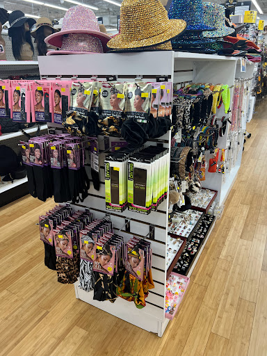 Beauty Supply Store «Gold 7 Beauty Supply», reviews and photos, 202 W Parker Rd, Plano, TX 75075, USA