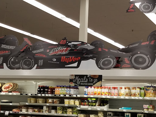 Grocery Store «Hy-Vee Mainstreet», reviews and photos, 510 E 6th St, Muscatine, IA 52761, USA