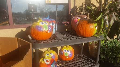 Grocery Store «Giant Food Stores», reviews and photos, 1465 W Broad St, Quakertown, PA 18951, USA