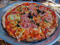 Pizza du Le 52 Restaurant-Pizzeria à Le Castellet - n°9