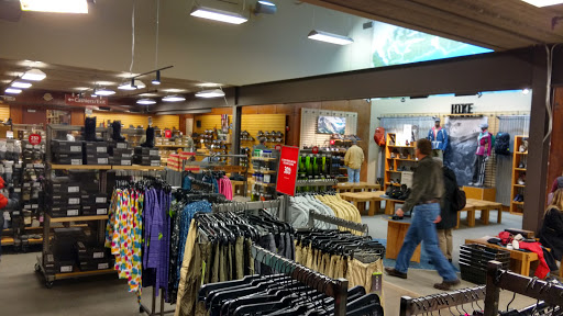 Camping Store «REI», reviews and photos, 750 American Blvd W, Bloomington, MN 55420, USA