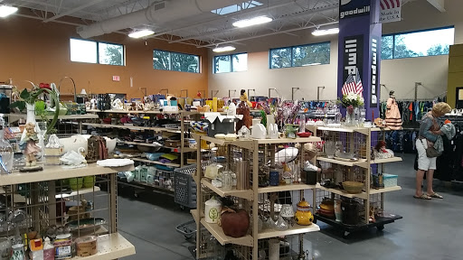 Thrift Store «Goodwill», reviews and photos