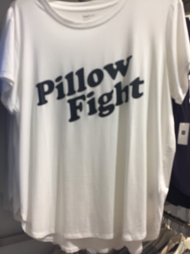 Clothing Store «Gap», reviews and photos, 7007 Friars Rd, San Diego, CA 92108, USA