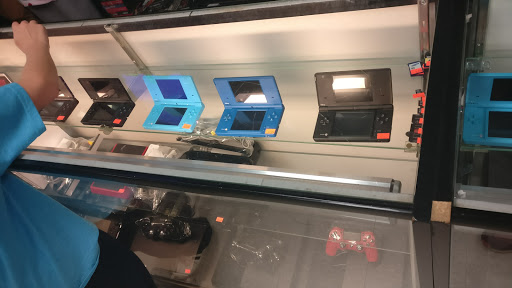 Video Game Store «Video Game Cavern», reviews and photos, 3058 Wade Hampton Blvd #24, Taylors, SC 29687, USA