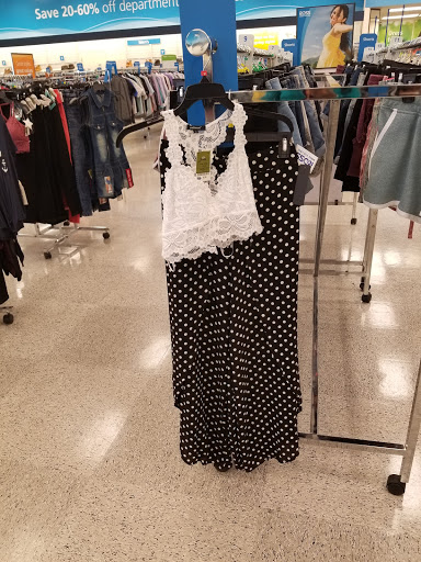 Shopping Mall «Mondawmin Mall», reviews and photos, 2401 Liberty Heights Ave, Baltimore, MD 21215, USA