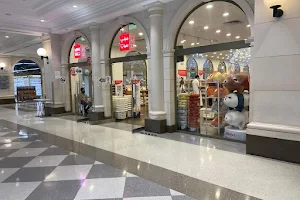 miniso kuwait image