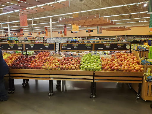 Grocery Store «Fort Campbell Commissary», reviews and photos, 2606 Indiana Ave, Fort Campbell, TN 42223, USA