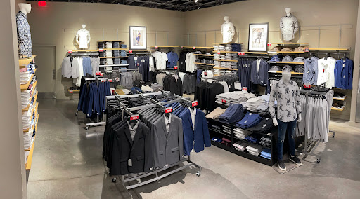 Outlet Store «Express Factory Outlet», reviews and photos, 6800 N 95th Ave, Glendale, AZ 85305, USA