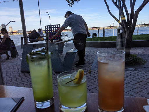 Restaurant «The Cheesecake Factory», reviews and photos, 140 Market Street, Yonkers, NY 10710, USA