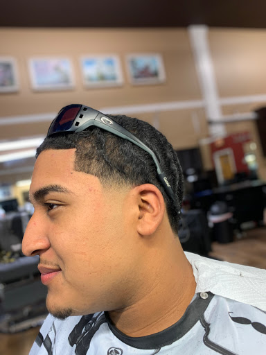 Barber Shop «Legit Cuts Barber Shop», reviews and photos, 206 N 2nd St, Fort Pierce, FL 34950, USA