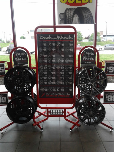 Tire Shop «Discount Tire Store - West Chester, OH», reviews and photos, 7683 Kingland Dr, West Chester Township, OH 45069, USA