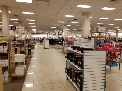 Department Store «Sears», reviews and photos, 4411 W Broad St, Columbus, OH 43228, USA