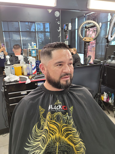 Barber Shop «Kings Barbershop», reviews and photos, 2308 University Ave #102, Riverside, CA 92507, USA