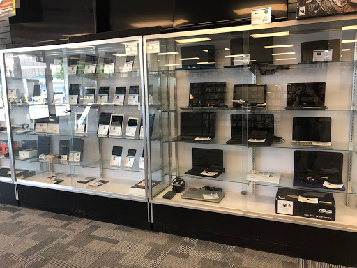 Video Game Store «Disc Replay Taylor», reviews and photos, 14528 Racho Blvd, Taylor, MI 48180, USA