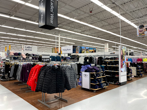 Discount Store «Walmart», reviews and photos, 900 Boston Post Rd, Guilford, CT 06437, USA