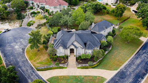 Roofing Contractor «McAllen Valley Roofing Co.», reviews and photos, 107 Calle Del Norte Dr #5c, Laredo, TX 78041, USA