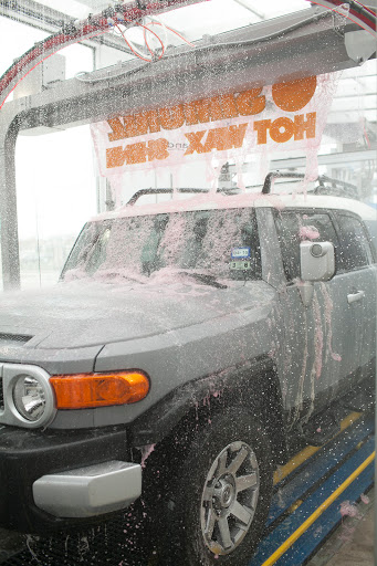 Car Wash «BlueWave Express Car Wash», reviews and photos, 1665 Eldridge Pkwy, Houston, TX 77077, USA