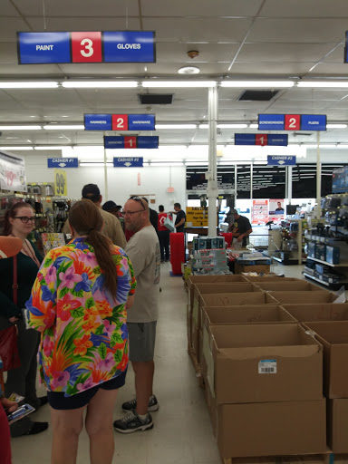 Hardware Store «Harbor Freight Tools», reviews and photos, 34900 Groesbeck Hwy, Charter Twp of Clinton, MI 48035, USA