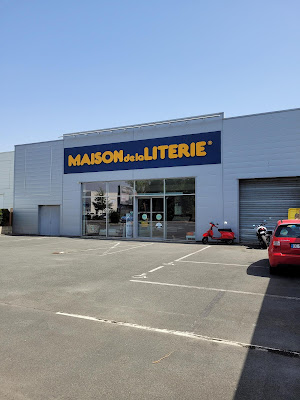MAISON de la LITERIE La Rochelle à Puilboreau