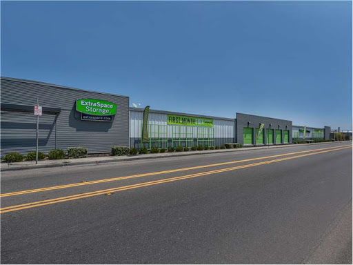 Extra Space Storage image